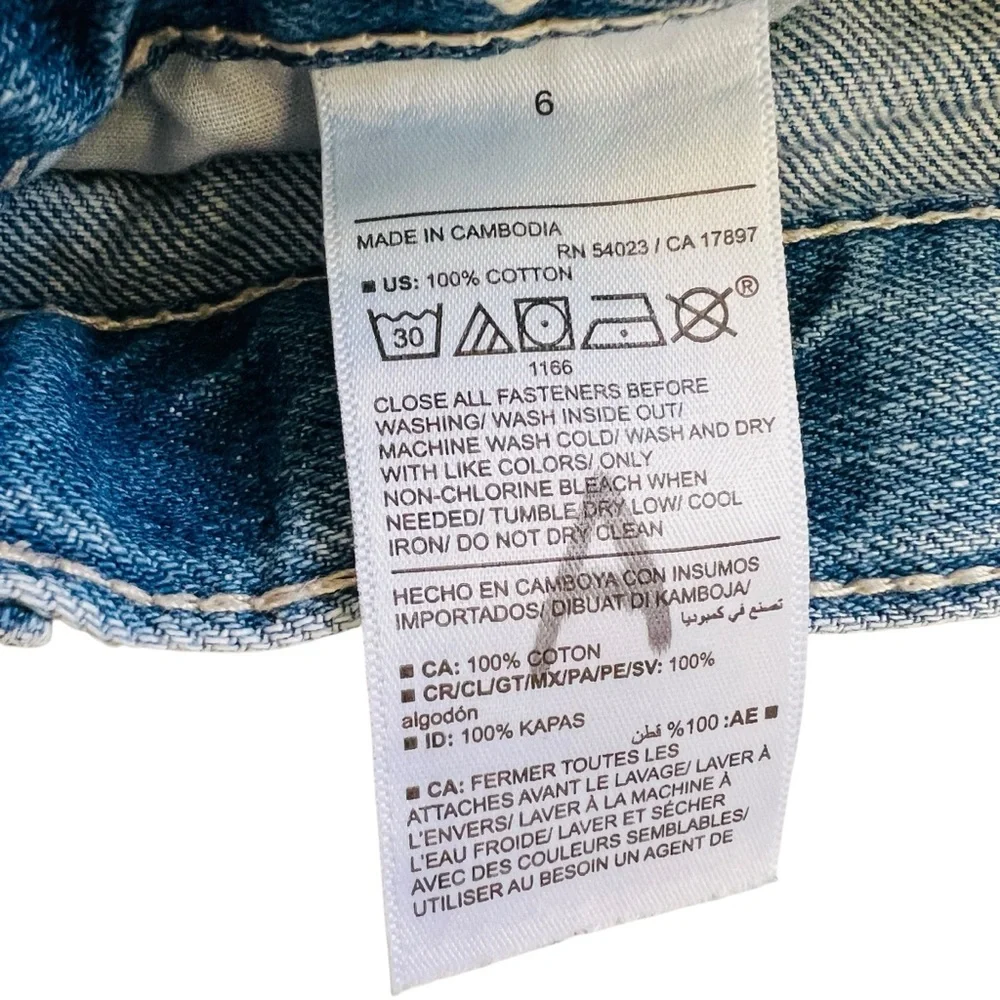OLD NAVY Kids Blue Distressed Denim Shorts Cotton Denim Size 6